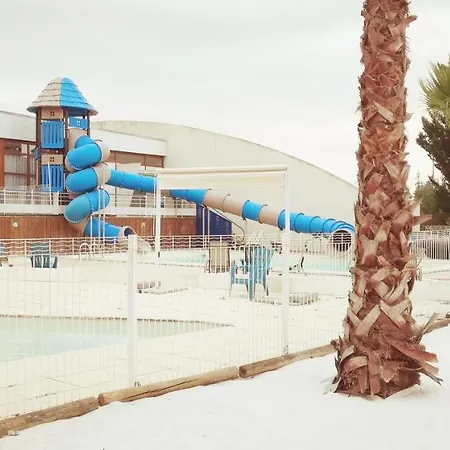 Camping Ushuaia Village Les De Mouliere *