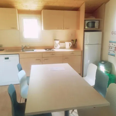 Camping Ushuaia Village Les De Mouliere