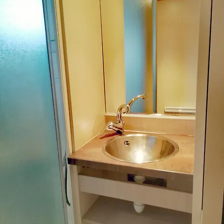 Camping Ushuaia Village Les De Mouliere