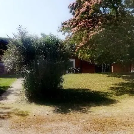 Camping Ushuaia Village Les De Mouliere