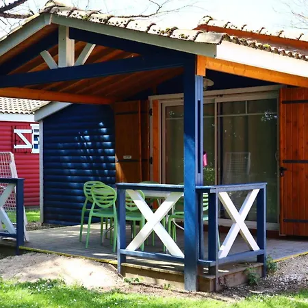 Ushuaia Village Les De Mouliere Camping