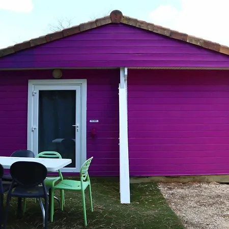 Ushuaia Village Les De Mouliere Camping