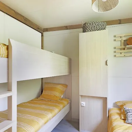 Ushuaia Village Les De Mouliere * Vouneuil-sur-Vienne