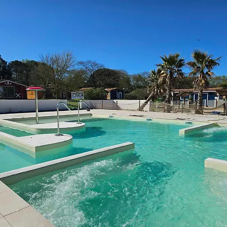 Ushuaia Village Les De Mouliere *