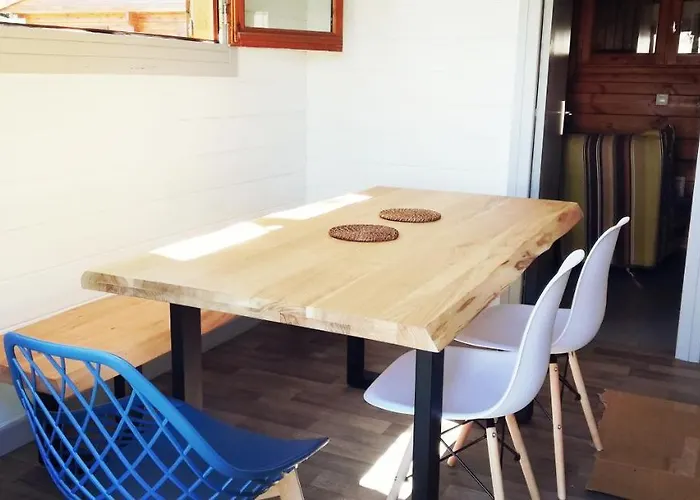 Kemping Ushuaia Village Les De Mouliere