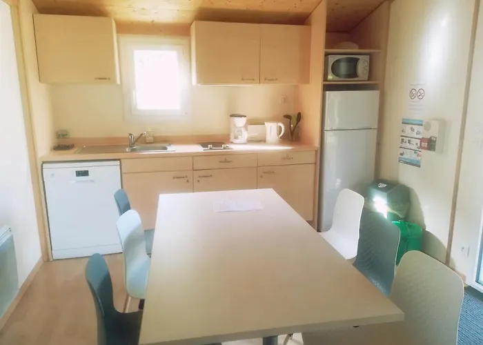 Kemping Ushuaia Village Les De Mouliere