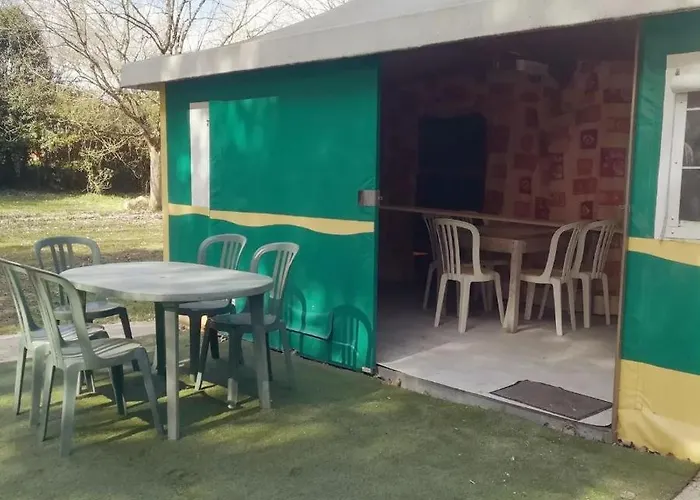 Ushuaia Village Les De Mouliere Kemping *