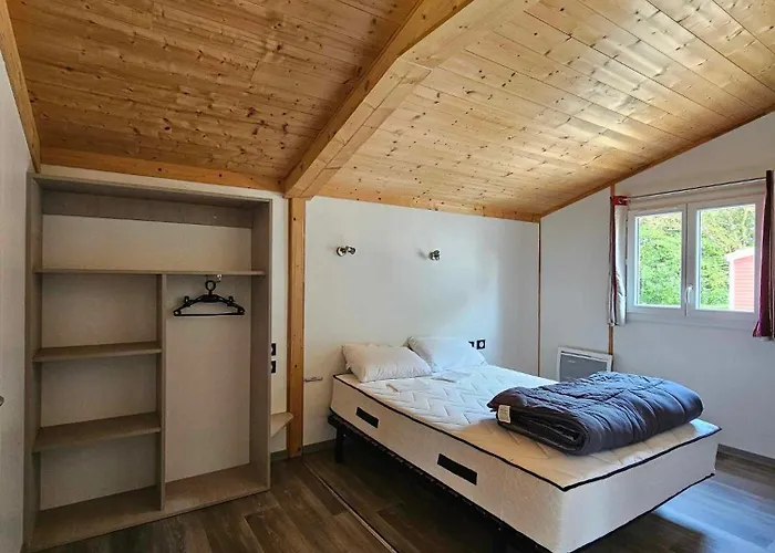 Ushuaia Village Les De Mouliere Kemping *