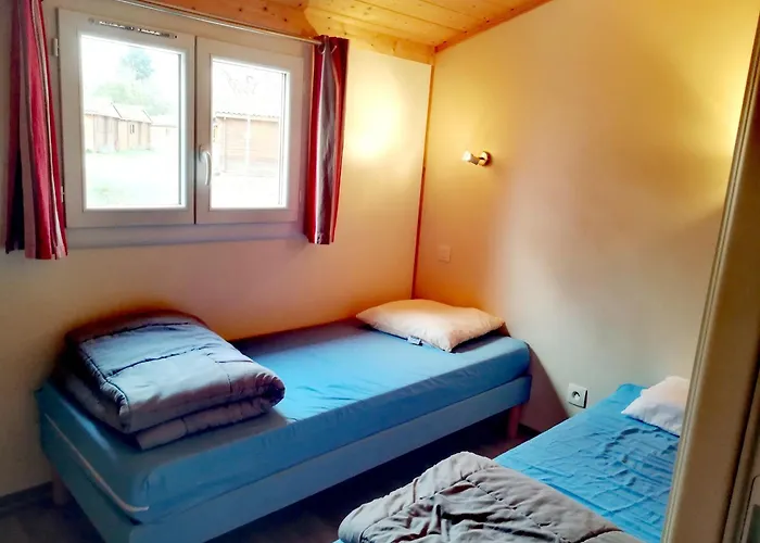 Ushuaia Village Les De Mouliere * Vouneuil-sur-Vienne