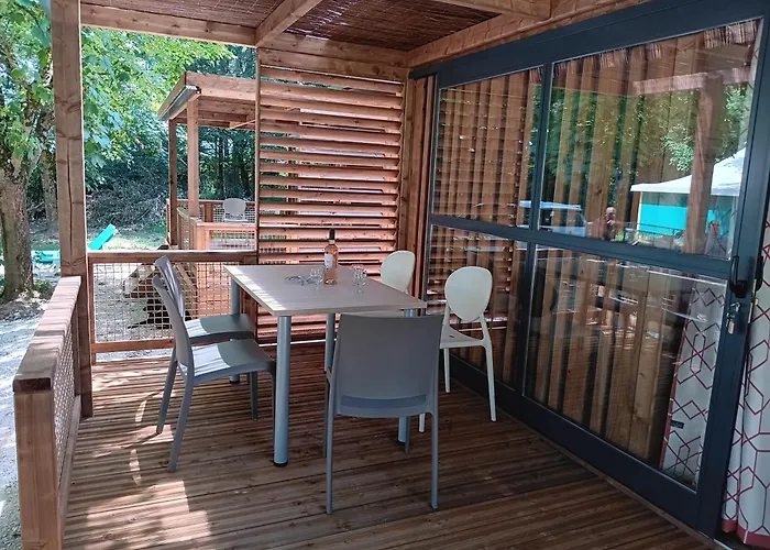 Ushuaia Village Les De Mouliere Kemping Vouneuil-sur-Vienne